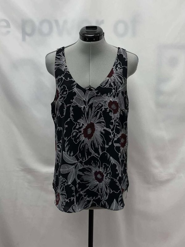 Women's RW&CO Sleeveless Top, Medium