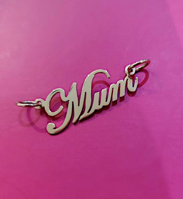 18kt Gold MUM Pendant