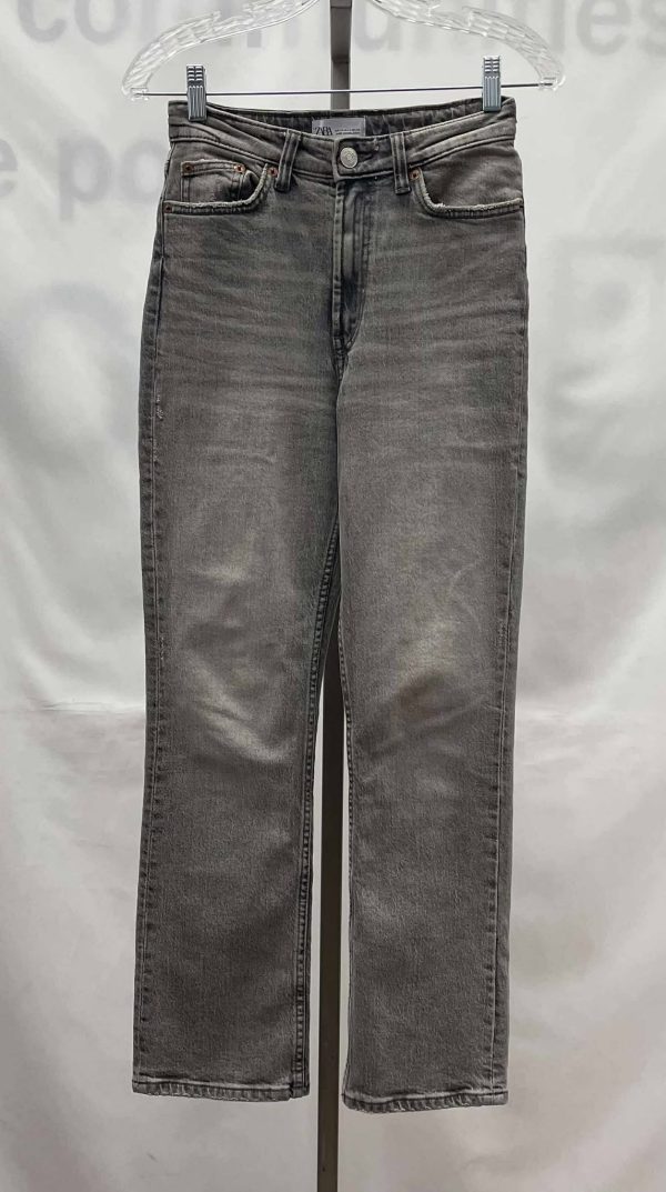 Women's Zara Jeans, 2
