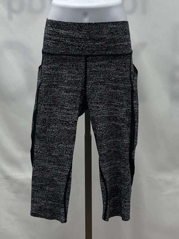 Women's Lululemon Capri's, 8