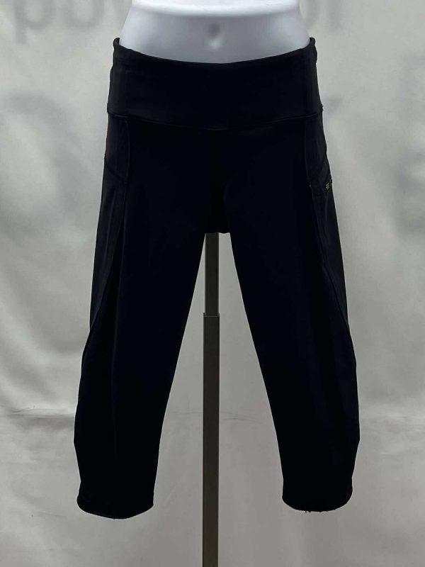 Women's Lululemon Capri's, 4