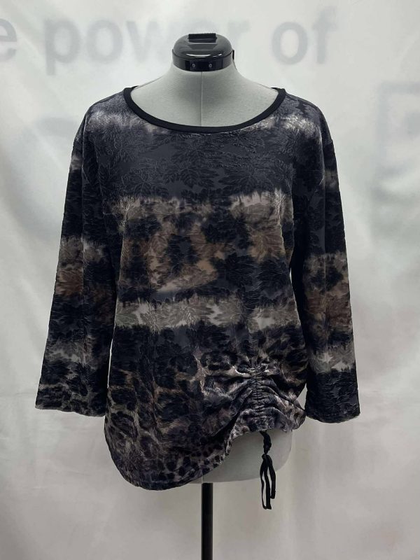 Women's Compliments Long Sleeve Top, Medium