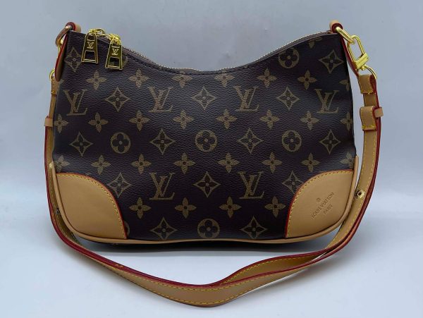Women's Louis Vuitton Clutch