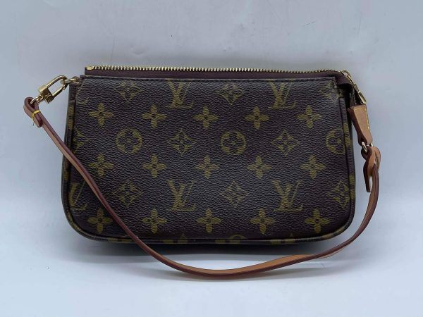 Women's Louis Vuitton Clutch