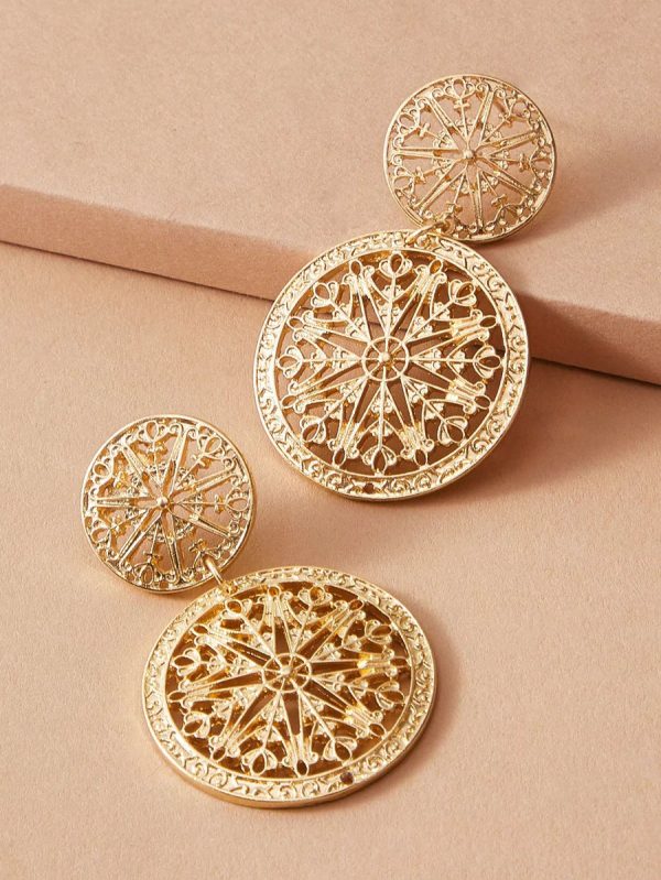 1pair Metallic Hollow Out Floral Drop Earrings